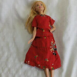 Handmade vintage Barbie kit, circa 1984 Skirt and shirt Without the doll